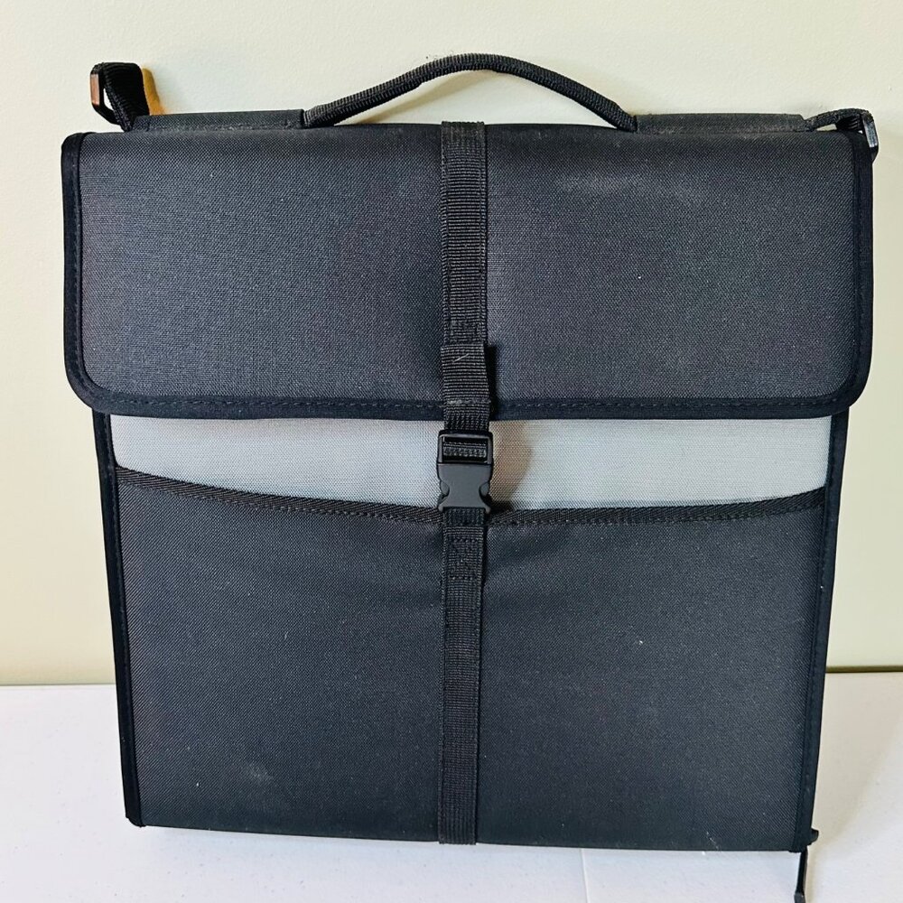 Black Staples 3-Ring D-Ring Zipper Binder Pockets Adjustable Strap